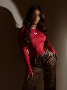 Escort Kira Photo 42