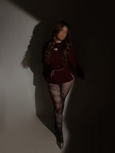 Escort Kira Photo 43